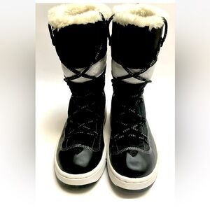 EUC Roxy Women's "Snowday" BLK/WHT  Pull-On Waterproof Winter Boots 6M MINT